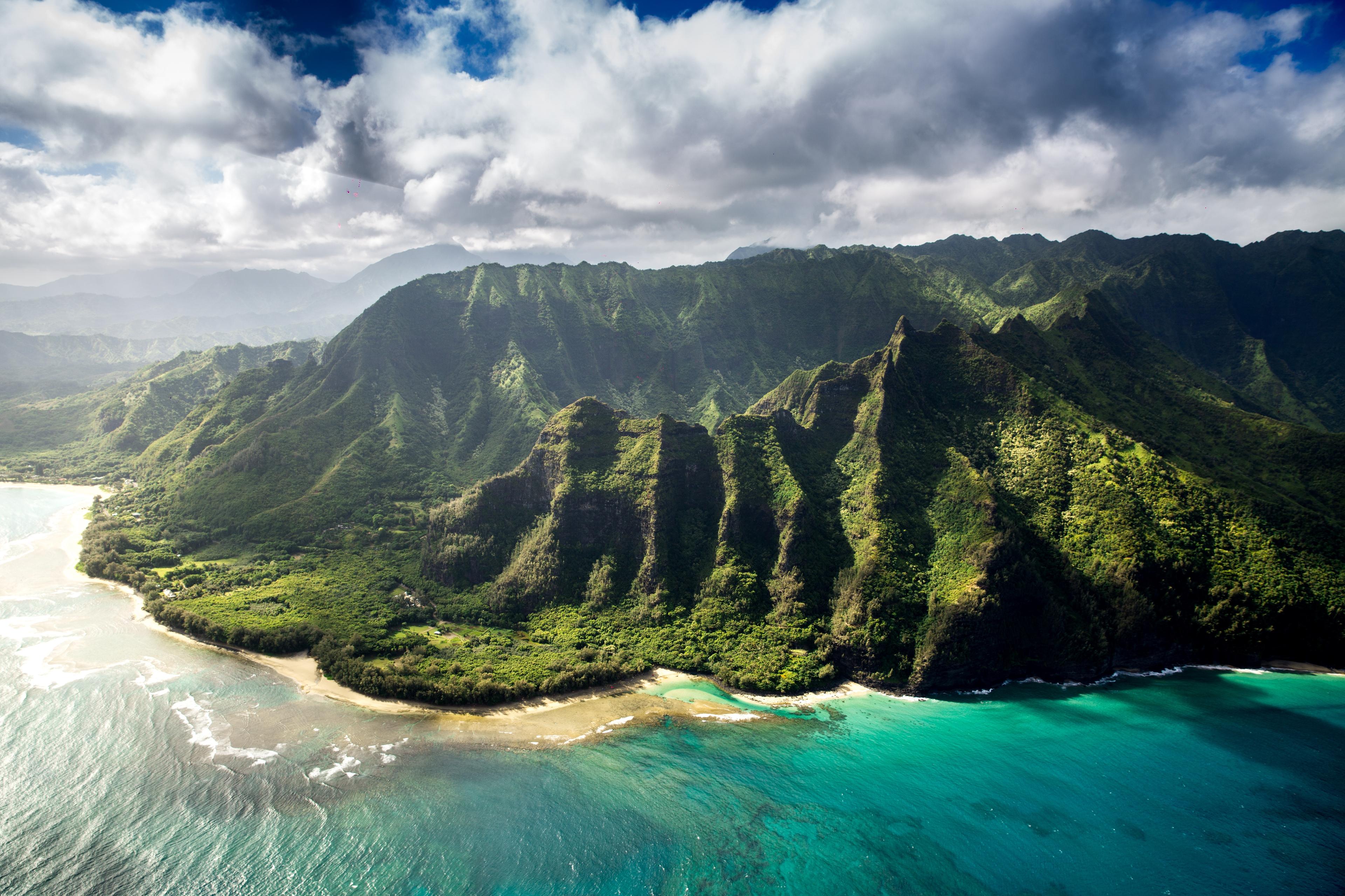 HAWAIIAN ISLANDS - PICTURE PERFECT!